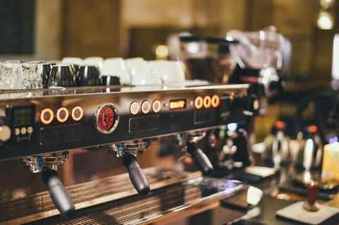 Profesyonel espresso ve kahve makinesi